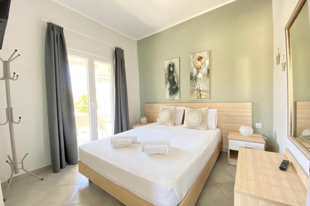 Mageiras Boutique Hotel Áfitos Extérieur photo